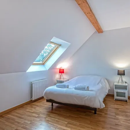 아파트 T5 Duplex : Proche Lac Et Commodites. *